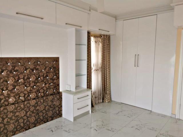 Apartment in Amanzimtoti For Sale