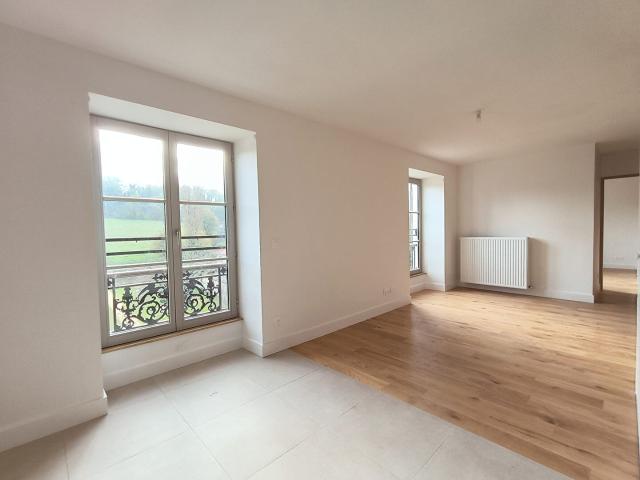 apartment in ALBIGNY SUR SAONE