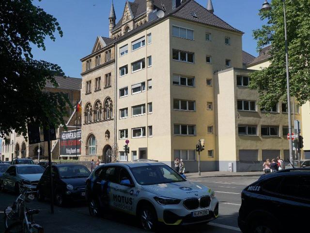 Apartment in bester Citylage am Rathenauplatz im Kwartier Latäng zu verkaufen