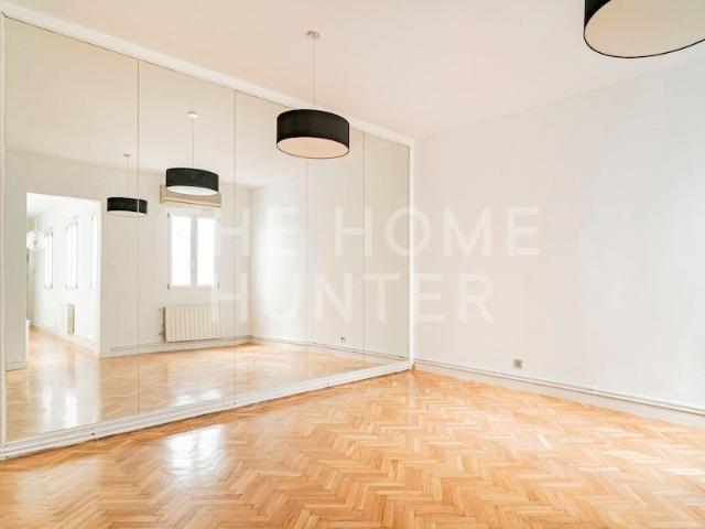 apartment in Humilladero / La Latina