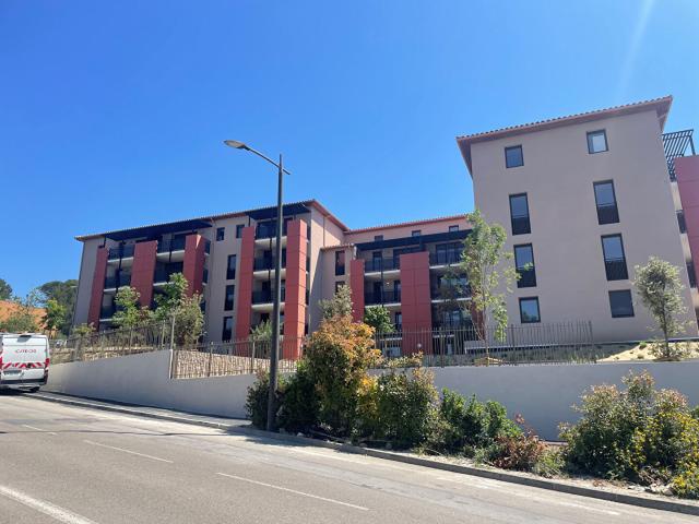 apartment in NIMES