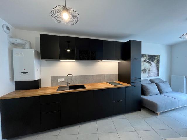 apartment in SAINT FONS