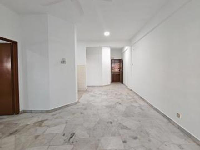Apartment in Salak Selatan Dewana Mansion Corner Lot