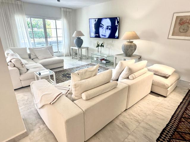 Apartment in San Pedro de Alcántara, Costa del Sol