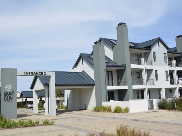 Apartment in Sitari Country Estate