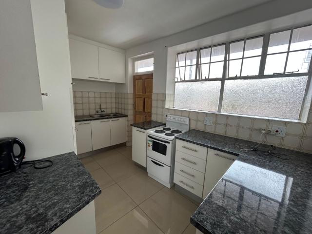 5 Bedroom Apartment in Sunnyside