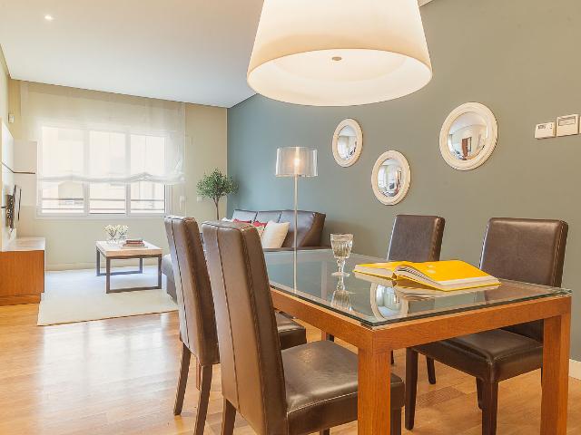 Apartment in Recoletos with warm design