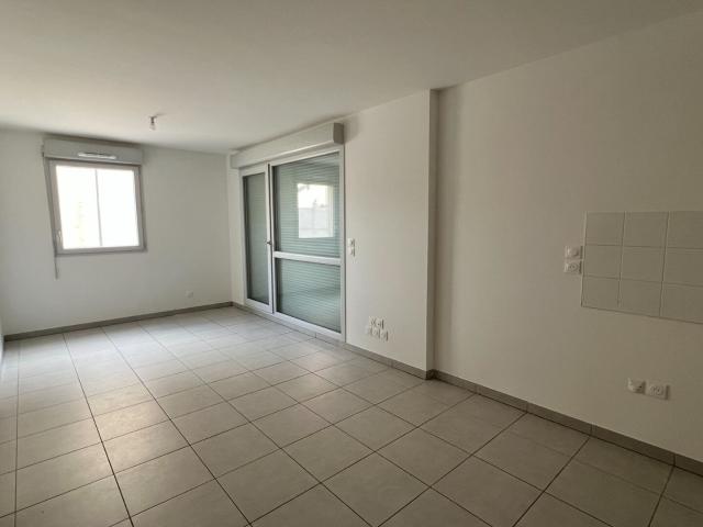 apartment in RILLIEUX LA PAPE