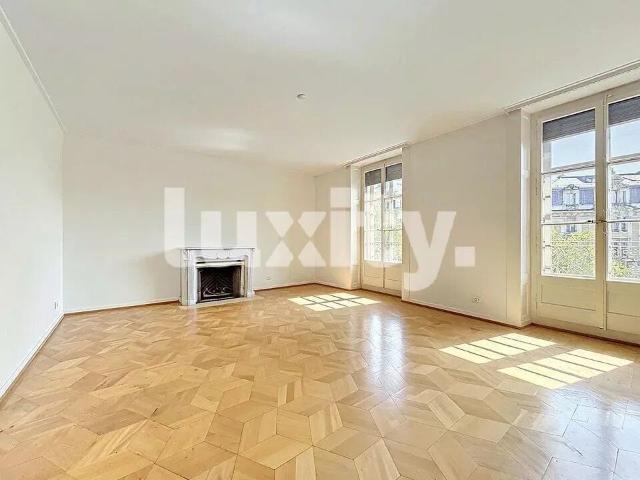 Apartment in the immediate vicinity of the Parc des Bastions