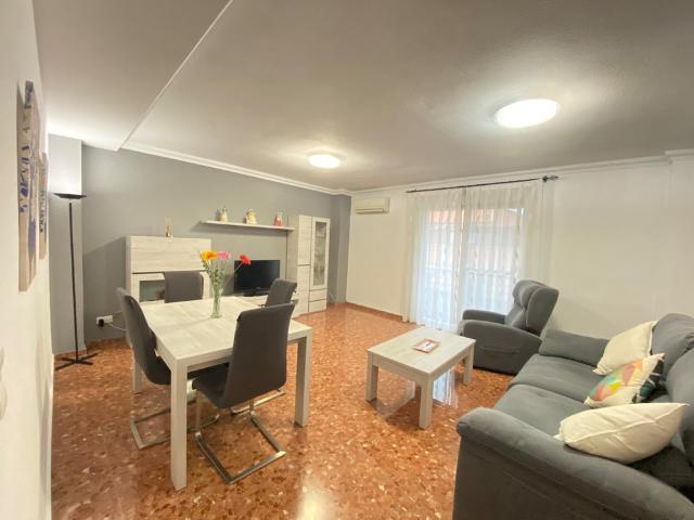 Apartment in the village of Albal