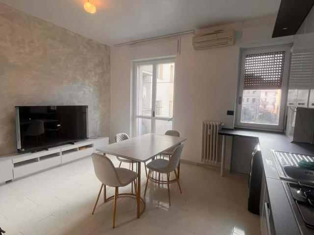Apartment in Via Mac Mahon, Milano for 100 m² with 2 bedrooms