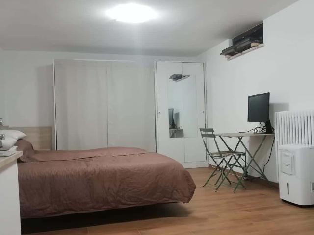 Apartment in Via Castell'Umberto, Roma for 40 m²