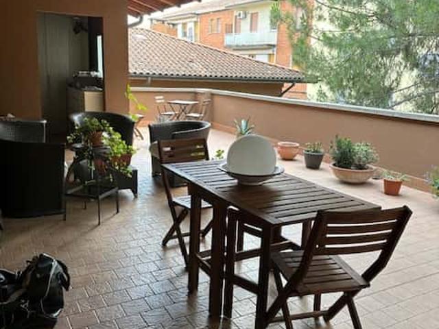 Apartment in Via delle Fragole, Bologna for 100 m² with 2 bedrooms