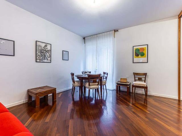 Apartment in Via Emanuele Filiberto, Milano for 100 m² with 2 bedrooms