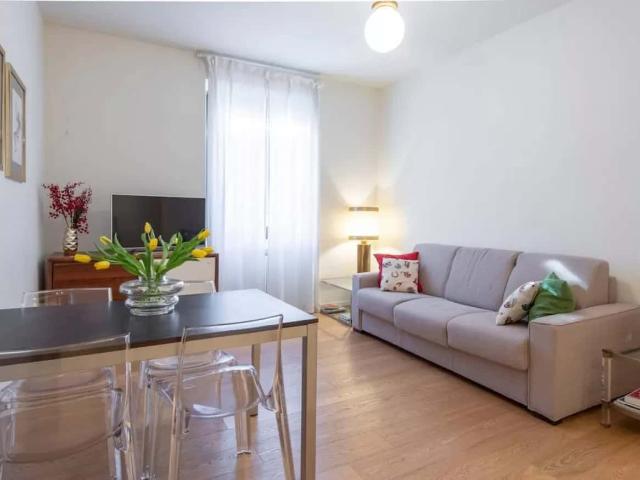 Apartment in Via Federico Confalonieri