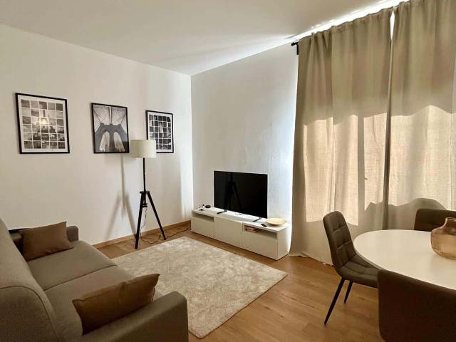 Apartment in Via Giosuè Borsi, Milano for 65 m² with 1 bedroom