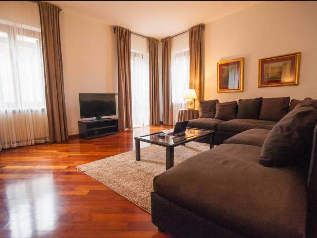 Apartment in Via Giuseppe Mazzini, Verona for 130 m² with 2 bedrooms