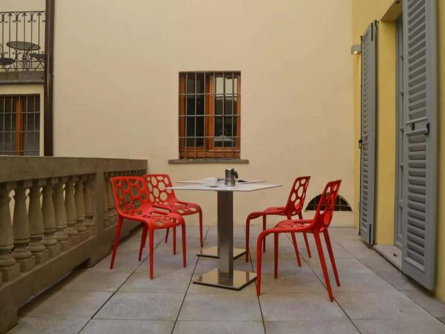 Apartment in Via Santa Maria Fulcorina 19 20123 Milano