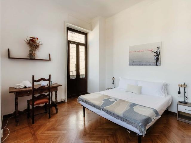 Apartment in Via Tommaso Grossi, Como for 70 m² with 1 bedroom