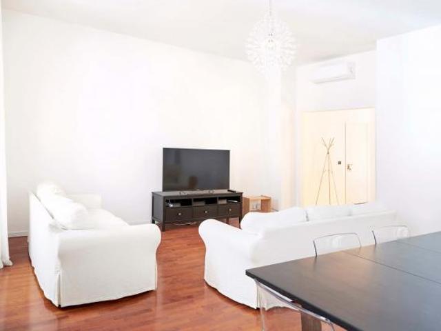 Apartment in Via Valpetrosa, Milano for 115 m with 2 bedrooms