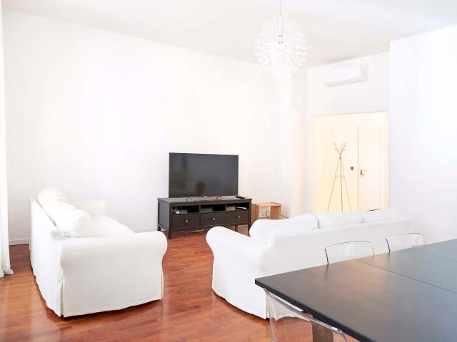 Apartment in Via Valpetrosa, Milano for 115 m² with 2 bedrooms