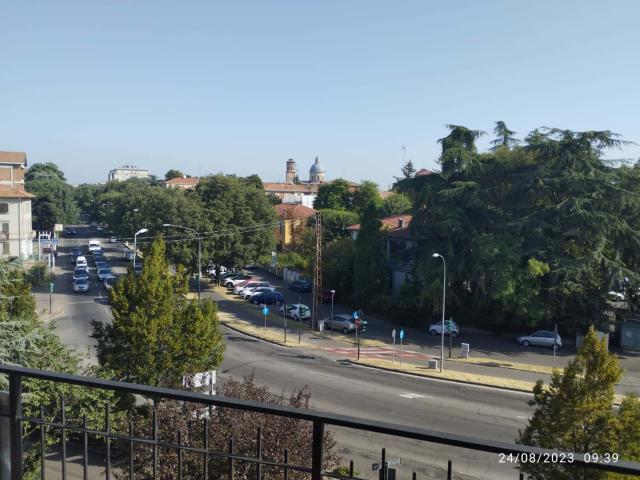 Apartment in Viale Timavo, Reggio Emilia for 155 m² with 4 bedrooms