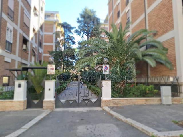 Apartment in Villa Gordiani Cribmed