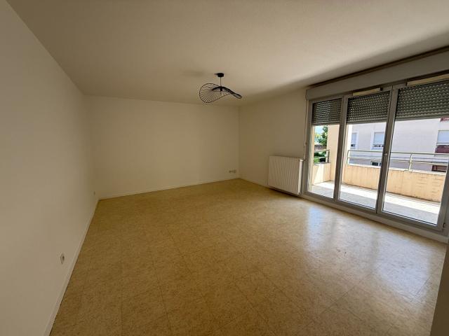 apartment in VILLEFRANCHE SUR SAONE