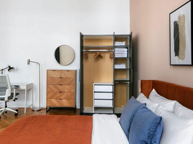 Apartment Innere Stadt, furnished and with elevator, Vienna Amsterdam Apartments for Rent
