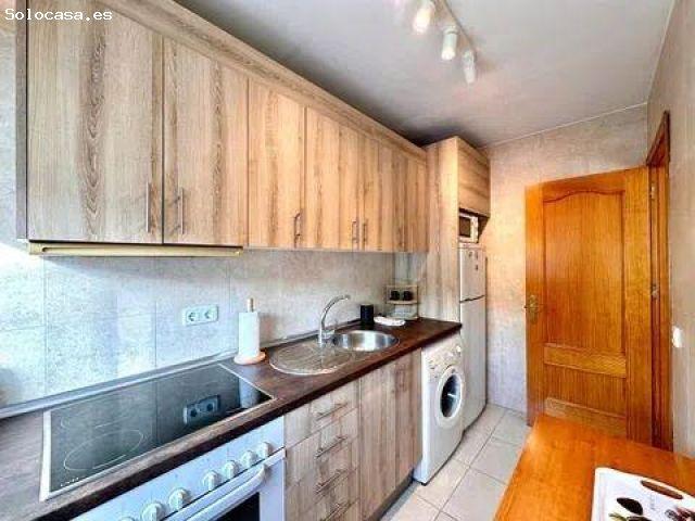 Apartment on Av. Carlota Alessandri, La Carihuela