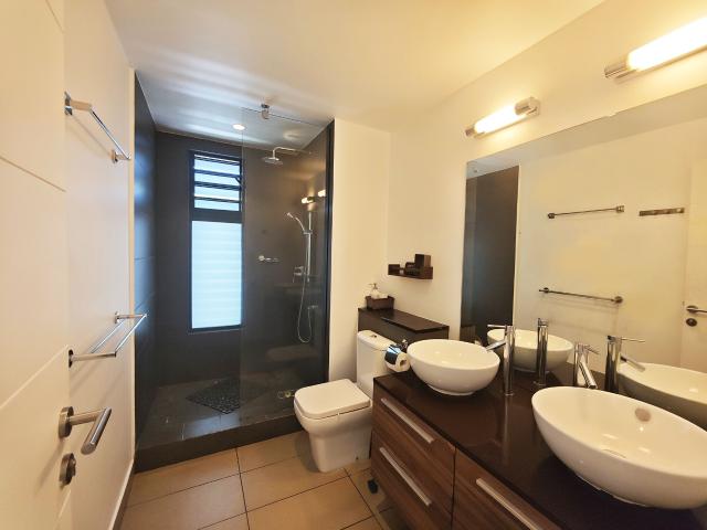 Apartment on sale in Roches Noires 127 m² | dreamo. Ch