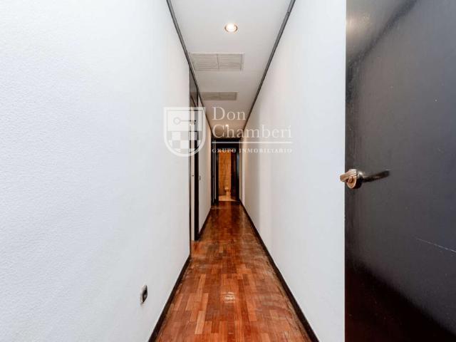 Apartment only and exclusively for students. Immediate entrance