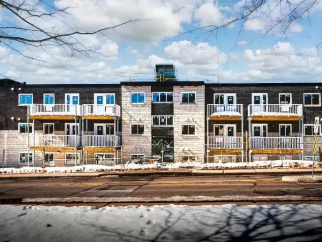 Apartment Ottawa ON 102752151