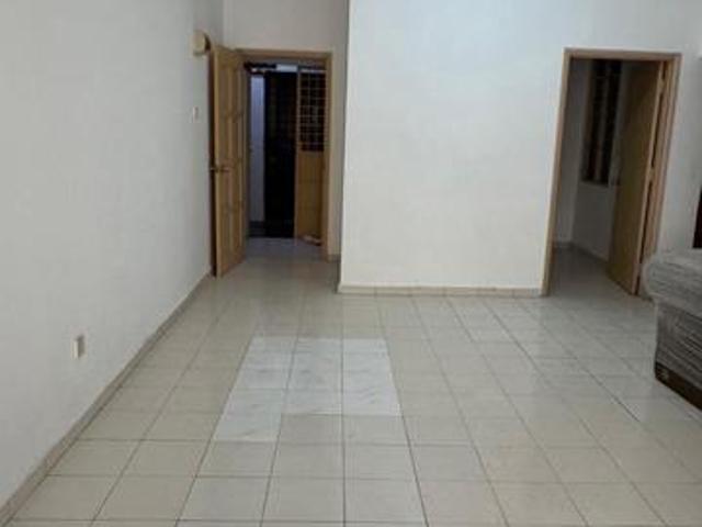 Apartment Lagoon Perdana 3R2B Basic Unit High Rental Demand