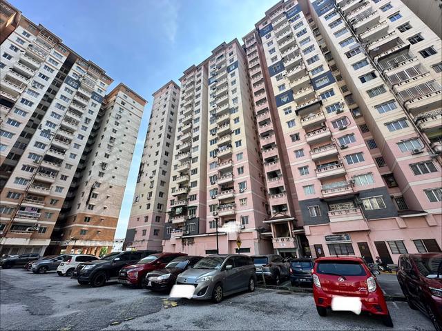 Apartment Laguna Biru 1 Tasik Biru Kundang Rawang for Sale
