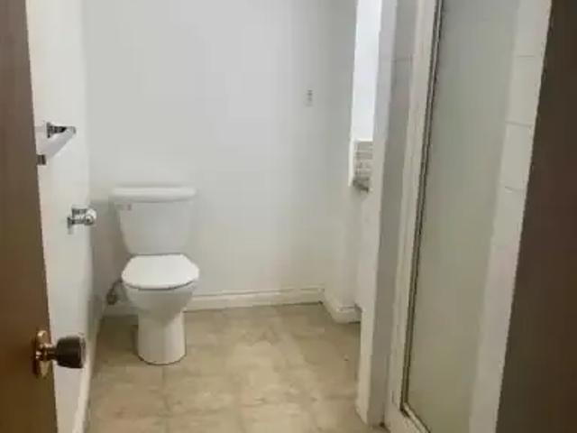 Apartment Lethbridge AB 103179210
