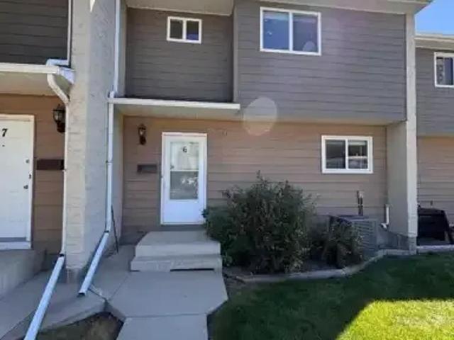 Apartment Lethbridge AB 105198732