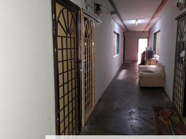 Apartment Lestari