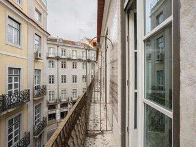 Apartment Modern in the center 1 bedrooms Mouraria Madalena Lisboa balcony, furnished, green areas