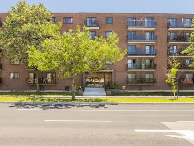 Apartment Montreal QC 100297790