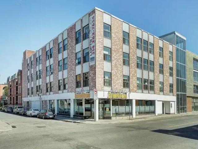 Apartment Montreal QC 99752110