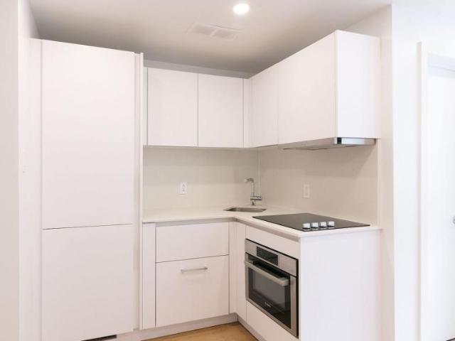 Apartment Montréal QC LS98313472