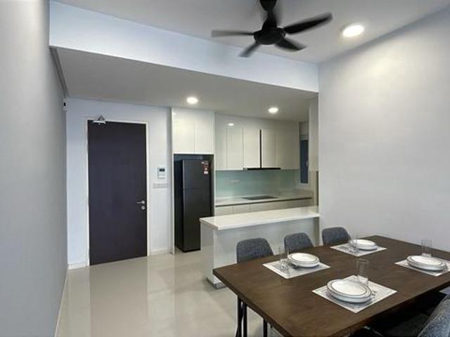 Apartment Met 1 for rent Mont Kiara KL fully furnish condo Solaris
