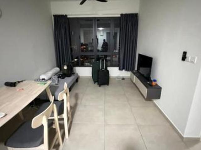 Apartment Meta City 1R1B Studio Condo FF Seri Kembangan MRT UPM
