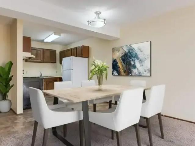 Apartment Medicine Hat AB 104863154