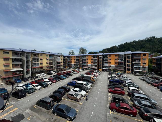 Apartment Merak Jalan Bukit Idaman Selayang