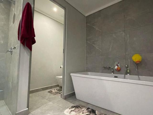 Apartment Midstream Estate Gauteng LS67606497