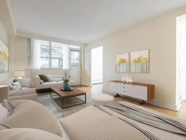 Apartment North York ON 99596223