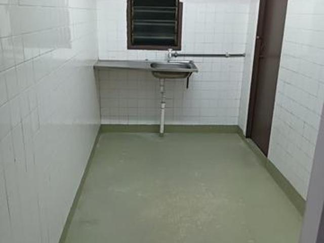 Apartment near MRT tmn counnought