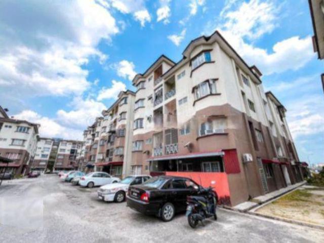 Apartment Nilai Perdana Good Condition